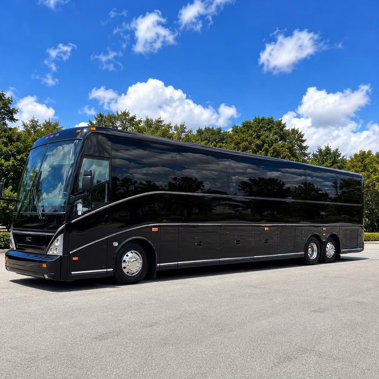 concert transportation for large groups and corporate outings in west bloomfield