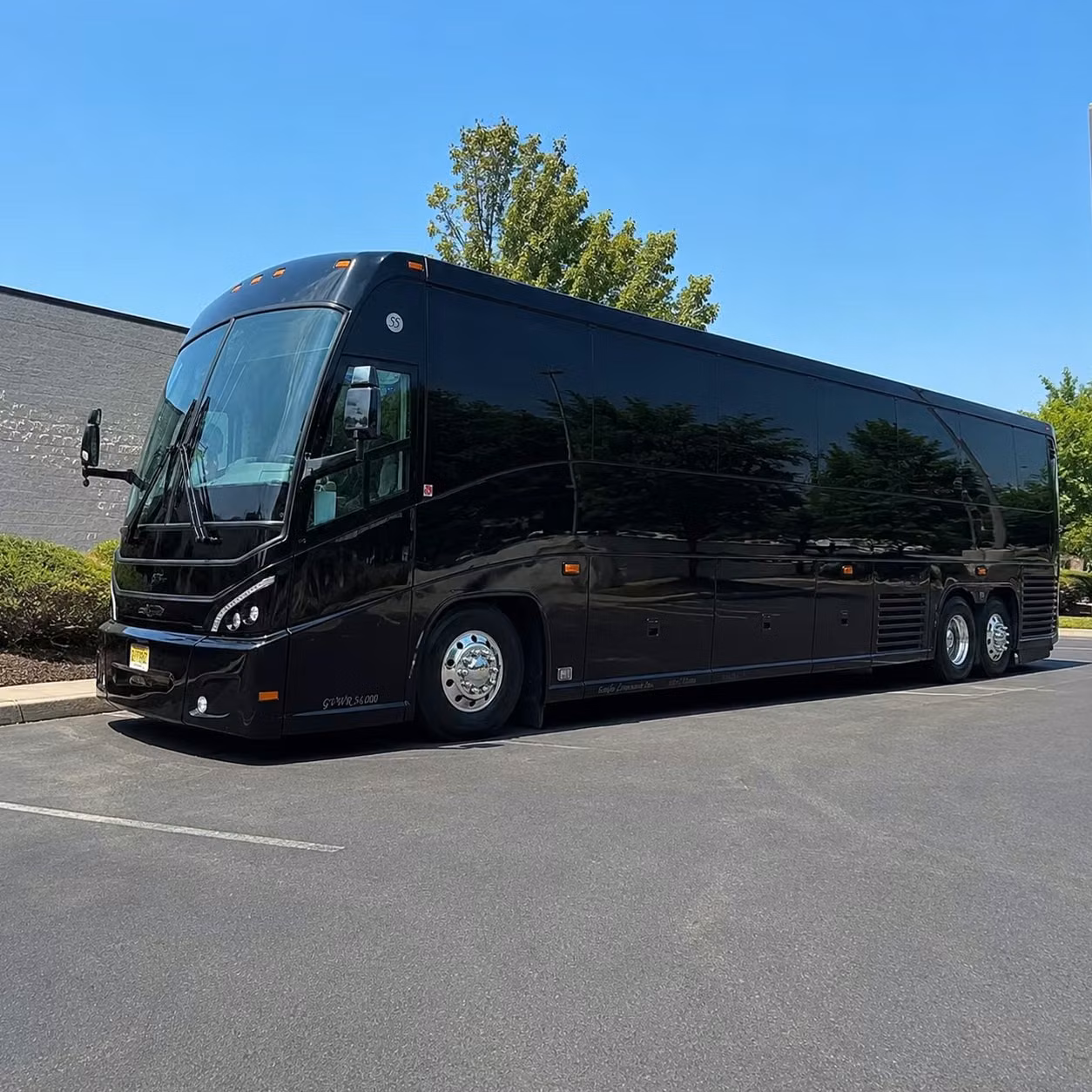 coordinating shuttle service between west bloomfield office parks and metro detroit transit hubs