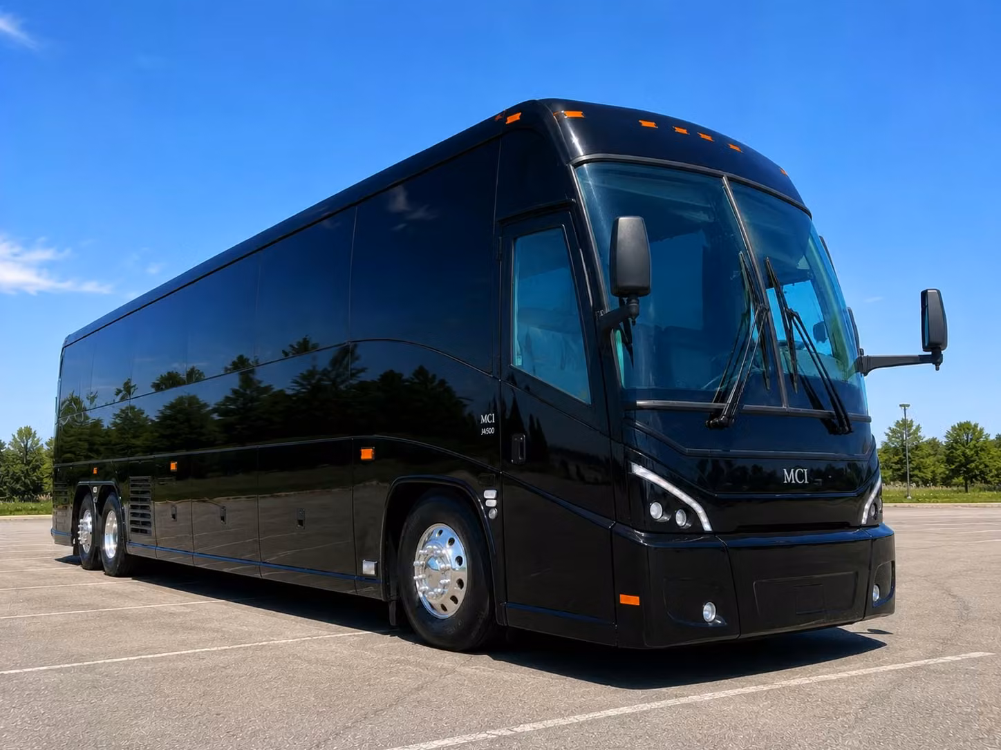 corporate shuttle services for west bloomfield meetings and client entertainment