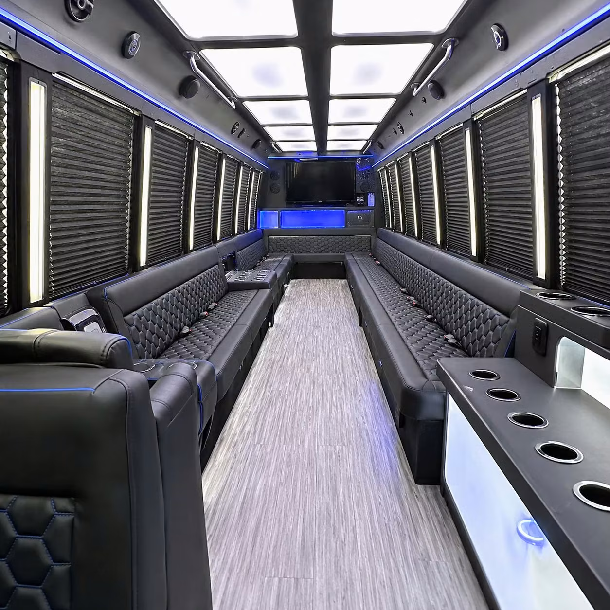 prom homecoming bus rentals in west bloomfield