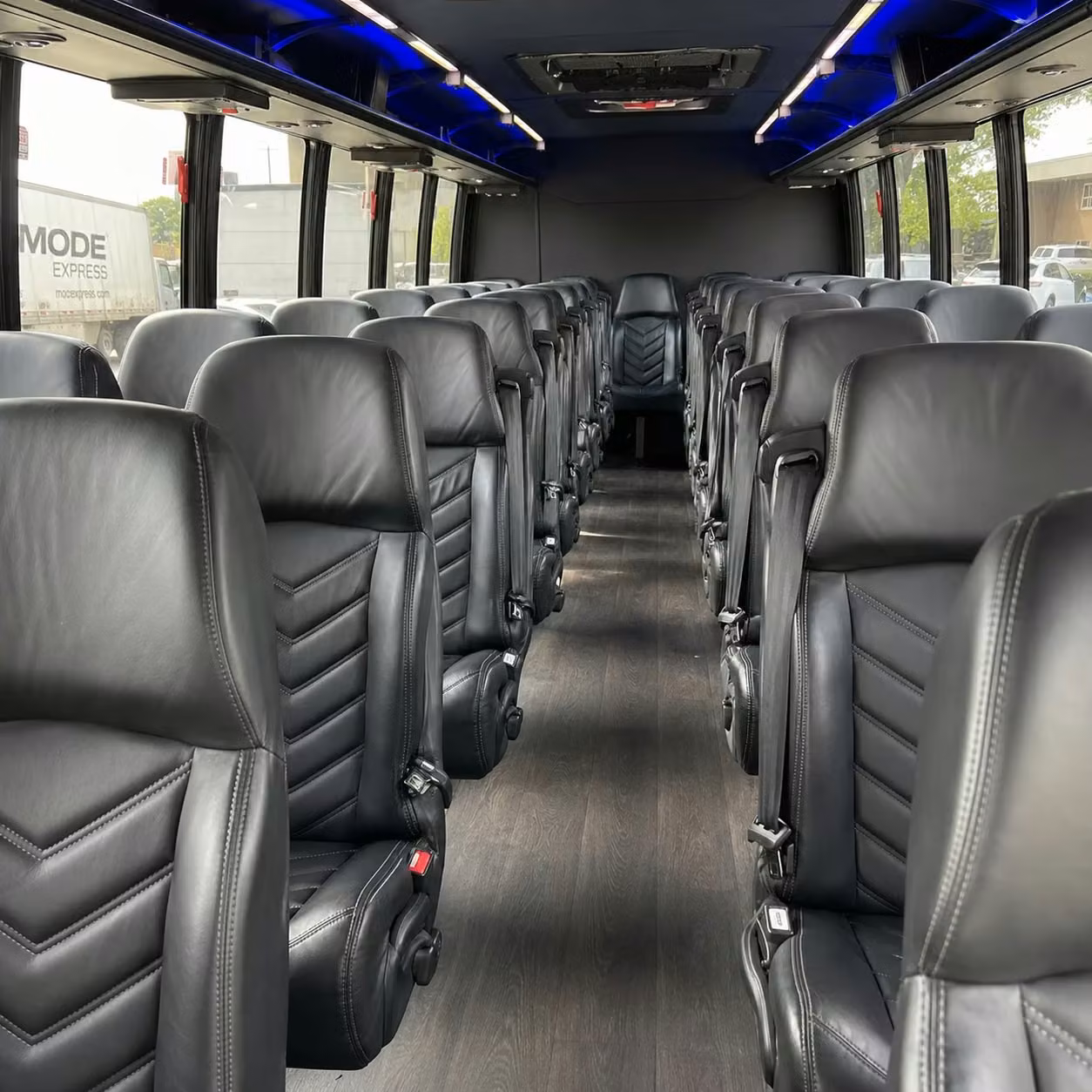 west bloomfield 15 passenger minibus rental