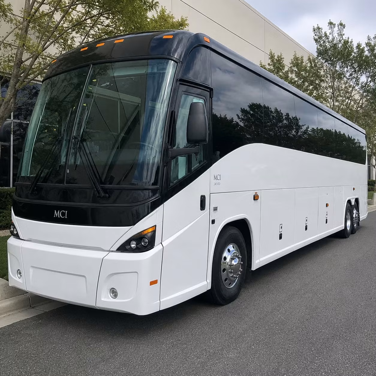 west bloomfield airport transfer charter bus rentals