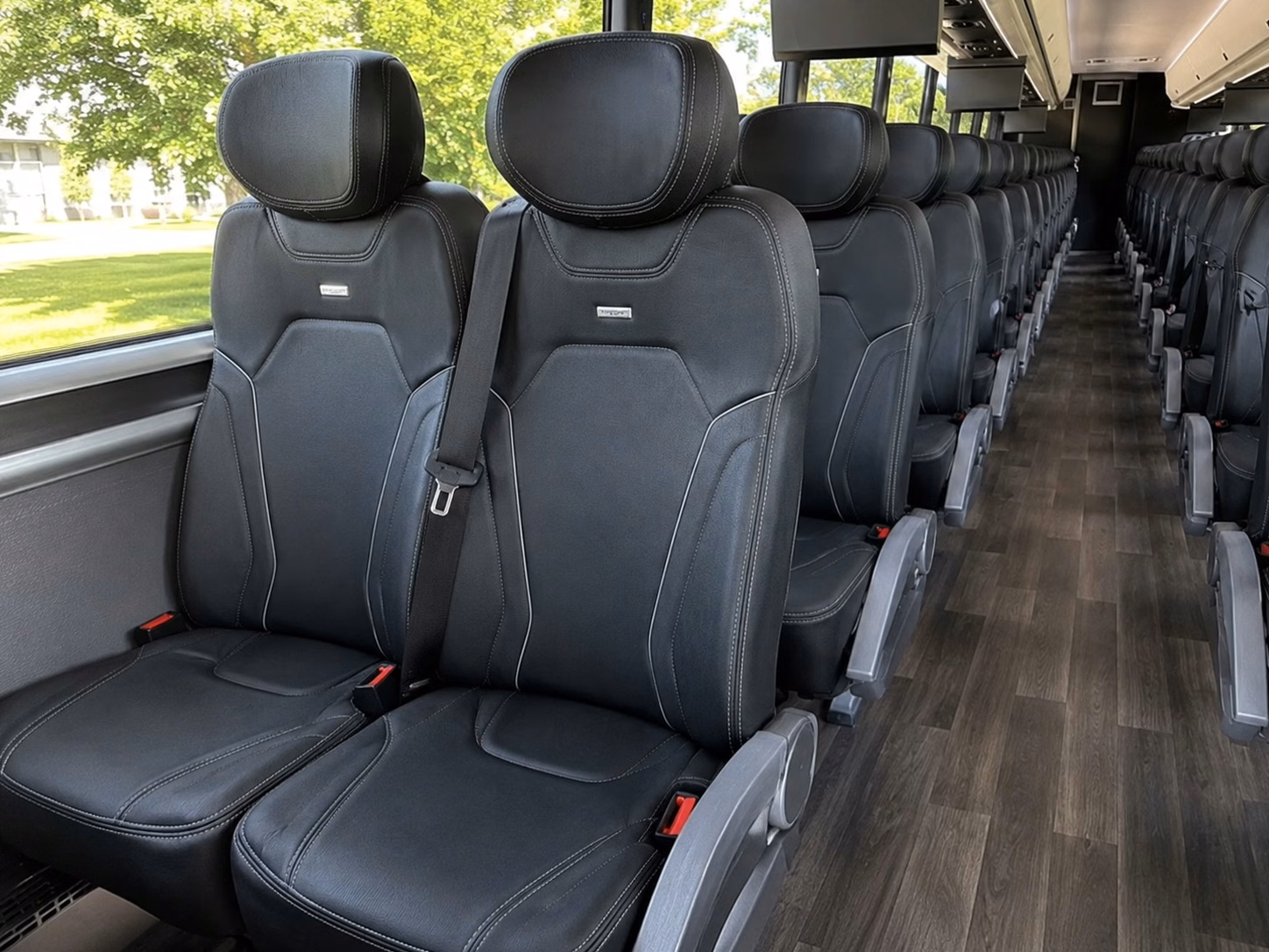 west bloomfield ceremony to reception shuttle bus service