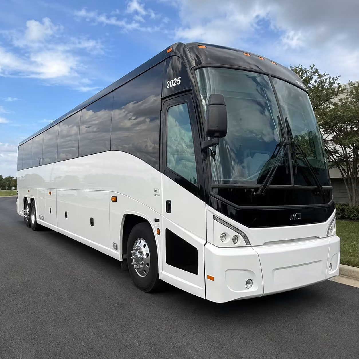 westbloomfieldcharterbuscompany com makes west bloomfield church event transportation stress free for coordinators